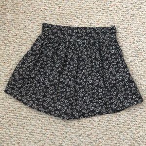 Daisy print skirt
